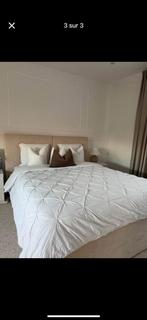 Lit coffre, Enlèvement, Comme neuf, Beige