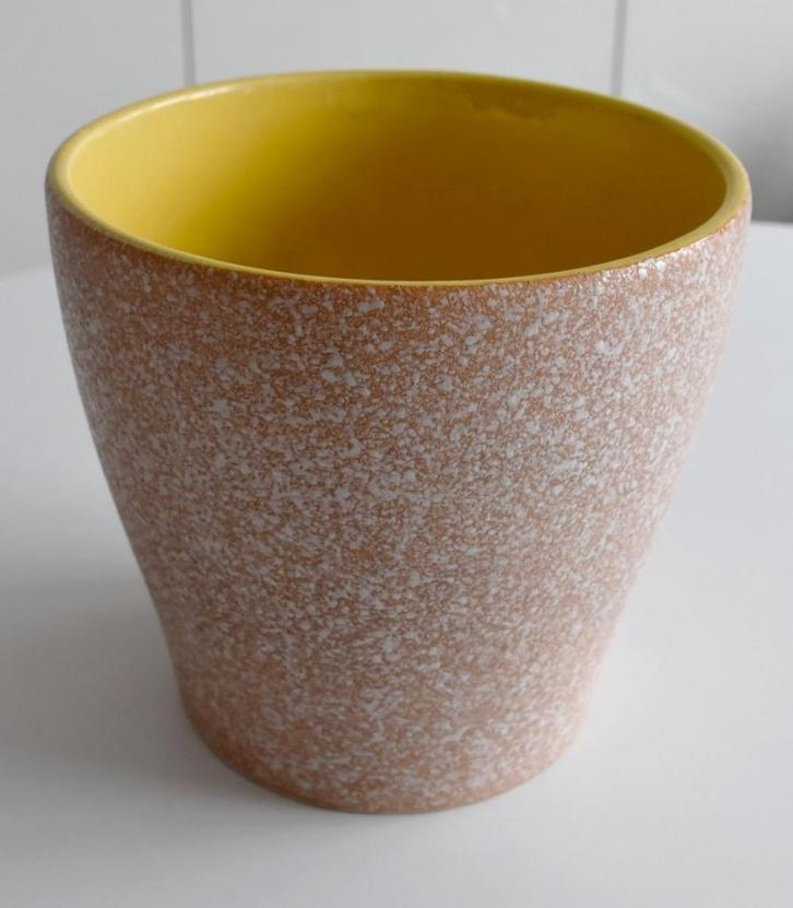 Vintage bloempot W Germany, Tuin en Terras, Bloempotten, Zo goed als nieuw, Aardewerk, Binnen, Minder dan 40 cm, Minder dan 25 cm