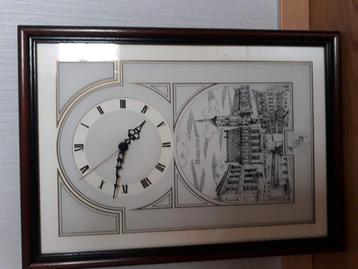 Horloge  beschikbaar voor biedingen