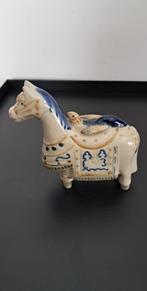 Cheval japonais en porcelaine, Ophalen