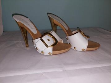 632C* Casadei - sexy witte sandalen (36,5) beschikbaar voor biedingen