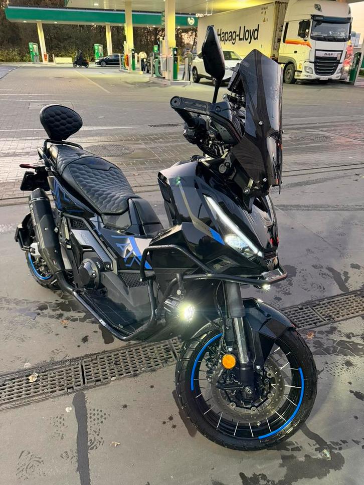 Honda xadv 2025, Motoren, Motoren | Honda, Particulier, Toermotor, meer dan 35 kW, 2 cilinders, Minimaal motorrijbewijs A2, ABS