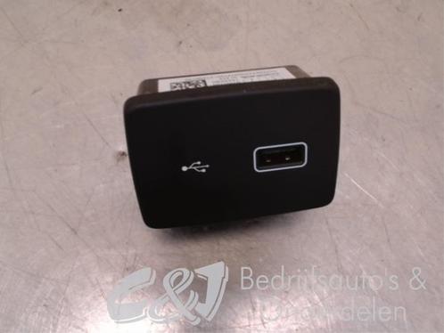 Connexion USB d'un Peugeot Boxer, Autos : Pièces & Accessoires, Électronique & Câbles, Peugeot, Utilisé, 3 mois de garantie, Enlèvement ou Envoi