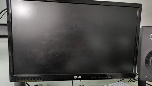 LG M2252D - 3 stuks, Computers en Software, Monitoren, Refurbished, Ophalen