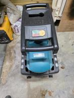 hakselaar Makita UD2500, Ophalen, Zo goed als nieuw