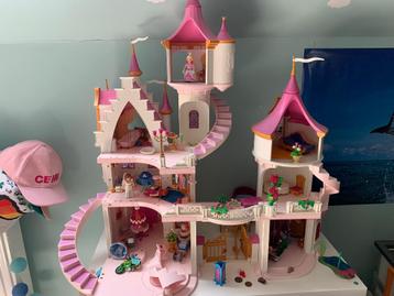 Playmobil prinsessen kasteel  beschikbaar voor biedingen
