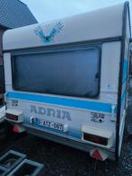 Adria caravan 5 personen, Caravans en Kamperen, Caravans, Particulier, Koelkast, Adria