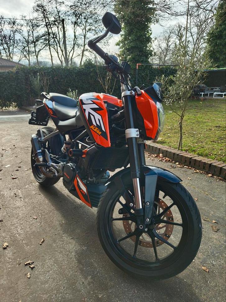 KTM Duke 125cc - 14 000km, Motoren, Motoren | Honda, Particulier, Ophalen