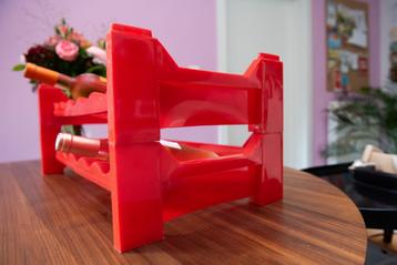 Vintage oranje wijnrekje beschikbaar voor biedingen