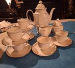 Porseleinen koffie service met goud bewerkt, Antiquités & Art, Antiquités | Services (vaisselle) complet, Enlèvement ou Envoi