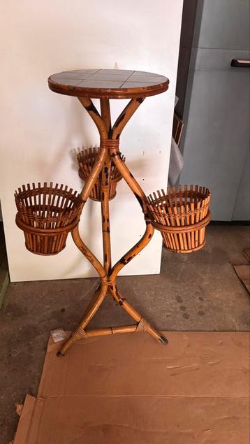 vintage rotan plantenstaander, Ophalen, Zo goed als nieuw