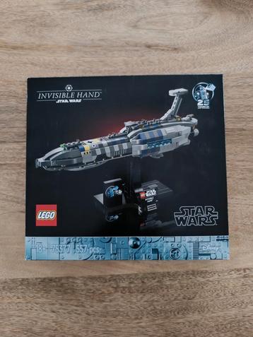 Lego Star Wars 75377 : Invisible Hand beschikbaar voor biedingen