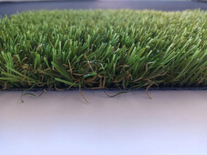 Stukje kunstgras met 70% korting ch, Jardin & Terrasse, Gazon & Gazon artificiel, Neuf, Gazon artificiel, Moins de 10 m², Enlèvement