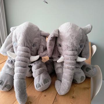 Twee grote olifantenknuffels Ikea, Enlèvement ou Envoi, Comme neuf