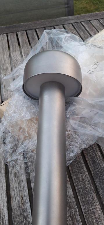 Flos Bellhop 125 H380 2700K buitenlamp nieuw in de doos, Tuin en Terras, Buitenverlichting, Staal, Minder dan 50 watt, Staande lamp