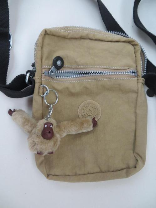 Kipling schoudertasje beige kan overcross, Handtassen en Accessoires, Tassen | Damestassen, Gebruikt, Handtas, Beige, Ophalen of Verzenden