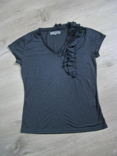Bloes dames korte mouw maat M JBC grijs met franje à V-hals, Kleding | Dames, Blouses en Tunieken, Maat 38/40 (M), Grijs, Ophalen of Verzenden