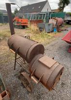 Bbq smoker met klinknagels gemaakt door vakman dik staal, Tuin en Terras, Houtskoolbarbecues, Ophalen