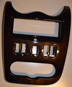 Dacia Duster centerconsole, Ophalen, Dacia