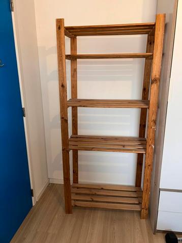 Houten rek 80x 40x 175cm beschikbaar voor biedingen