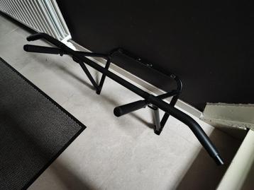 Optrekstang/ pull up baar van Domyos. (Voor aan muur) beschikbaar voor biedingen
