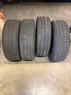 Winterbanden op stalen velg, Autos : Pièces & Accessoires, Pneus & Jantes, Pneus et Jantes, Pneus hiver, 16 pouces, 205 mm