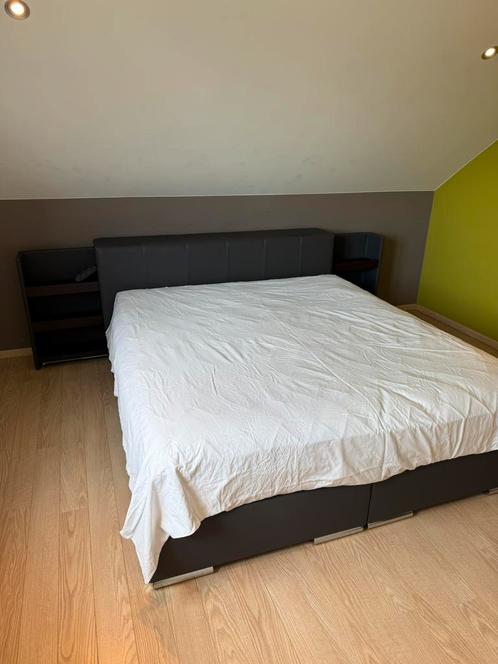 Boxspring sleepworld perfecte staat, Huis en Inrichting, Slaapkamer | Boxsprings, Zo goed als nieuw, Ophalen