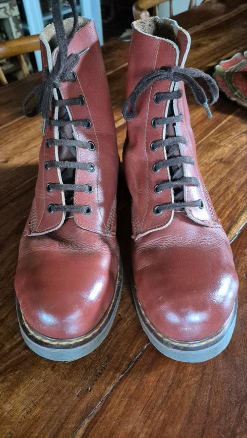 Originele Made in England Dr Martens 43, Kleding | Heren, Schoenen, Zo goed als nieuw, Boots, Ophalen of Verzenden