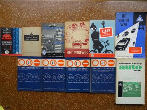 Collectie vintage rijbewijs boekjes + verkeersonderwijs 1955, Verzamelen, Complete verzamelingen en Collecties, Ophalen of Verzenden