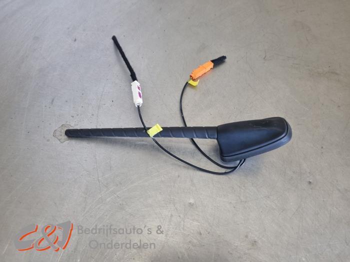 Antenne GPS d'un Peugeot Partner, Autos : Pièces & Accessoires, Électronique & Câbles, Peugeot, Utilisé, 3 mois de garantie, Enlèvement ou Envoi