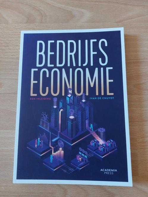 Bedrijfseconomie - Een inleiding - De Cnuydt - 9789401486323, Boeken, Economie, Management en Marketing, Zo goed als nieuw, Ophalen of Verzenden