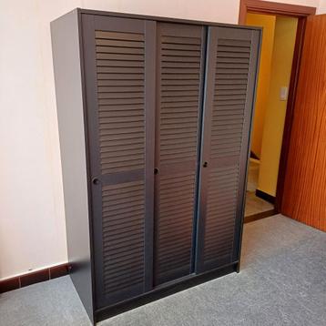 2 kasten Ikea gratis mee te nemen., Ophalen, Gebruikt