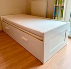 Wit bed 160x200 – uittrekbaar / kan als bank – 1 jaar oud, Huis en Inrichting, Ophalen, Wit, 200 cm