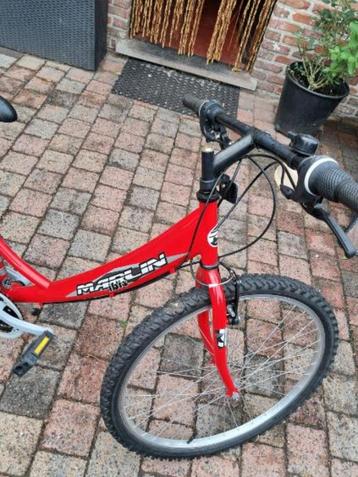 fiets meisjes 26 insh goede staat versnellingen verlichting beschikbaar voor biedingen