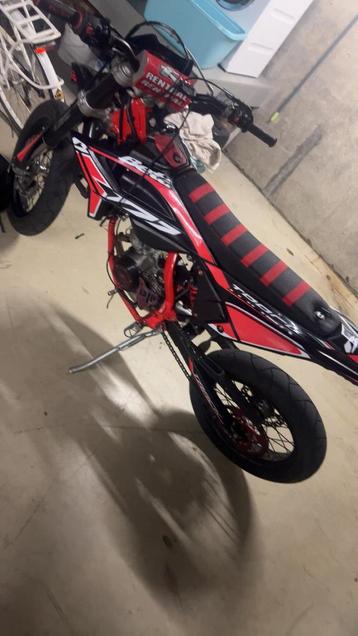 Zadelhoezen + monteren beschikbaar voor biedingen