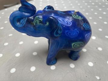 Olifant kaars Gratis  beschikbaar voor biedingen