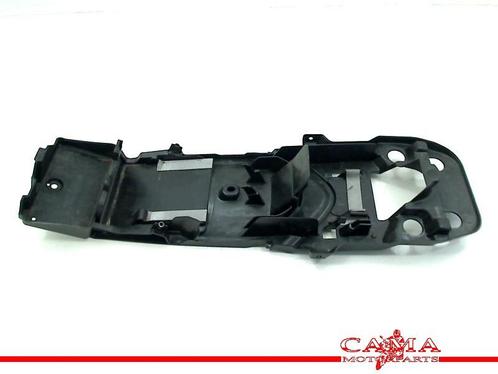 BAC A BATTERIE GSX R 600 2008-2010 (GSXR600 K8 / K9 / L0), Motos, Pièces | Suzuki, Utilisé