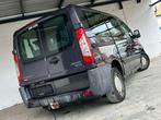 Peugeot Expert 2.0 HDi * 1ER PROP + 9PLACES + RADIO + TVA *, Voorwielaandrijving, Stof, Gebruikt, 72 kW