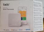 Tado - slimme thermostaat + 4 slimme radiatorkoppen, Doe-het-zelf en Bouw, Thermostaten, Ophalen of Verzenden, Slimme thermostaat