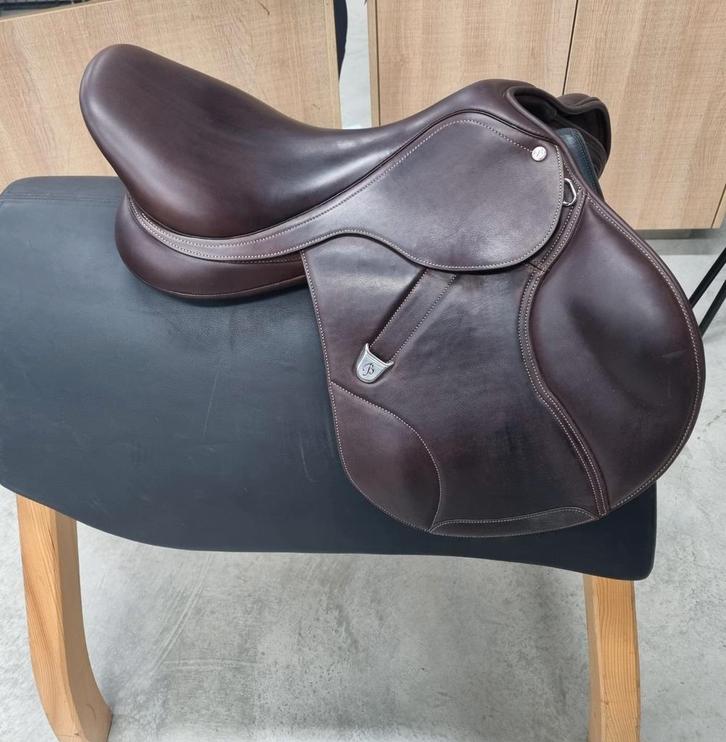 Zadel bates, Dieren en Toebehoren, Paarden en Pony's | Zadels, Ophalen