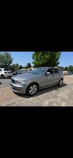 Bmw 118d, Zwart, 4 cilinders, 5 deurs, Particulier