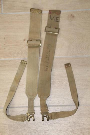 GB WW2 paar riemen voor een „Small” en " Large " pack beschikbaar voor biedingen