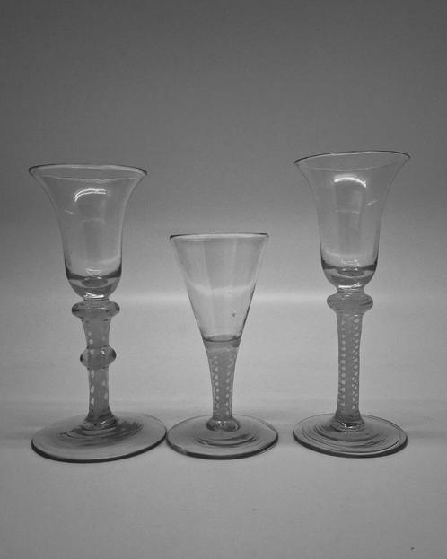 3 slingerglazen 1760-1780, Antiek en Kunst, Antiek | Glaswerk en Kristal, Ophalen of Verzenden