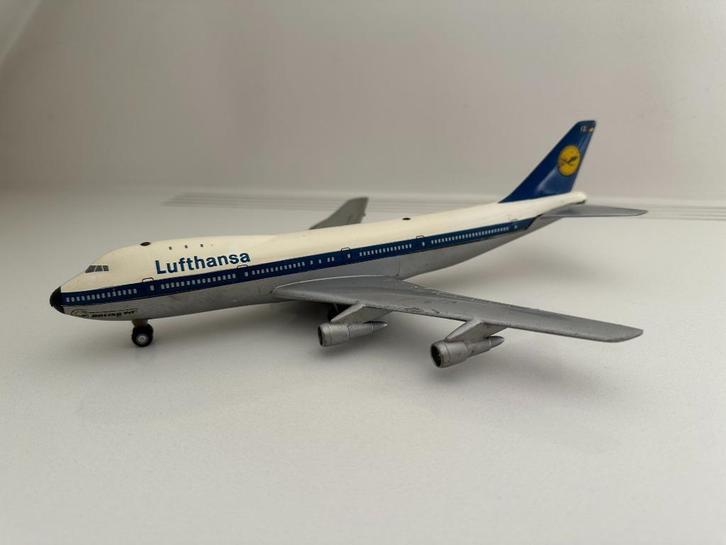 Boeing 747 Lufthansa schaalmodel 1: 250 Jaren '70 - Sabena, Verzamelen, Luchtvaart en Vliegtuigspotten, Gebruikt, Schaalmodel