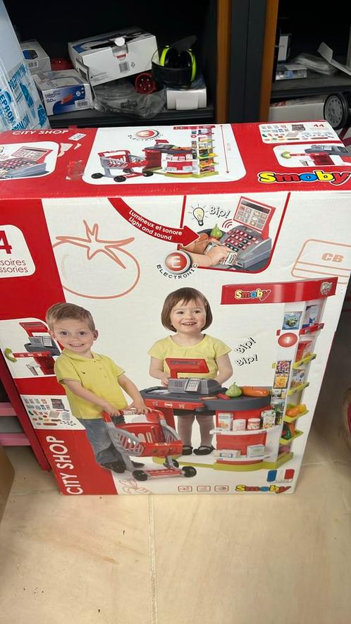 Smoby winkeltje met alle benodigdheden, kar en mandjes, Kinderen en Baby's, Speelgoed | Speeltafels, Nieuw, Ophalen