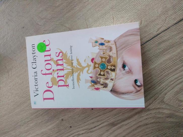 V. Clayton - De foute prins, Boeken, Literatuur, Zo goed als nieuw, Ophalen of Verzenden