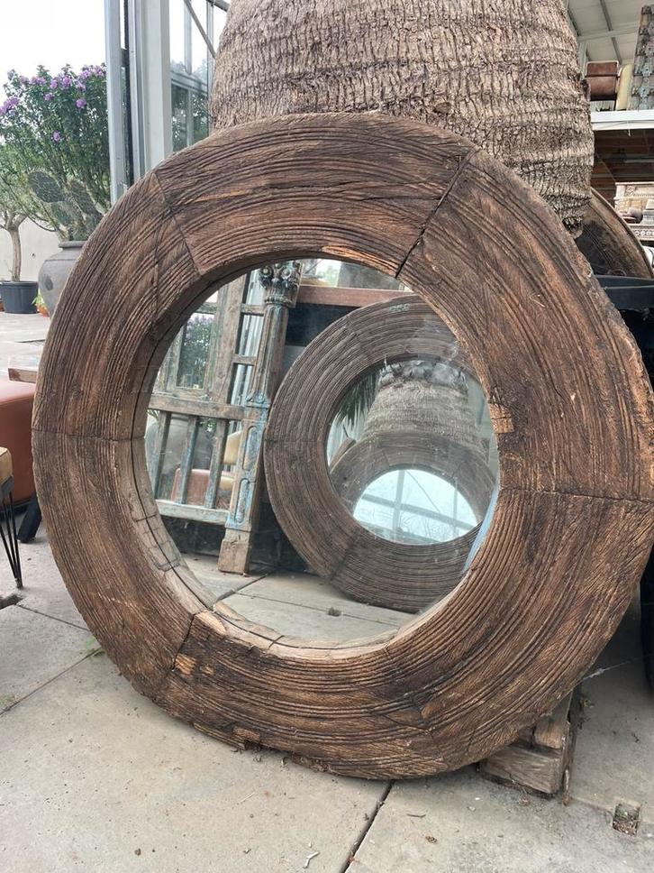 Grote Indische houten spiegel, Huis en Inrichting, Woonaccessoires | Spiegels, Nieuw, 100 tot 125 cm, 100 tot 150 cm, Rond, Ophalen