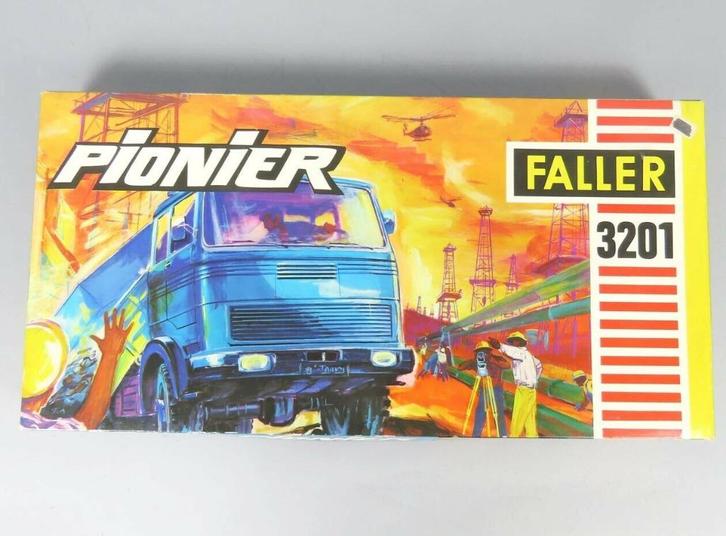 Vintage Camion MERCEDES Circuit 1/43 FALLER Pionier NEUF+B, Hobby & Loisirs créatifs, Voitures miniatures | 1:43, Neuf, Bus ou Camion