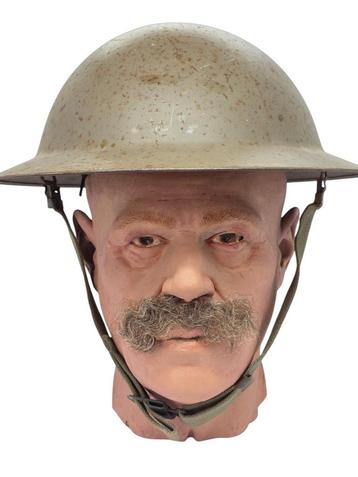 Handgeschilderde realistische mannequin hoofd beschikbaar voor biedingen