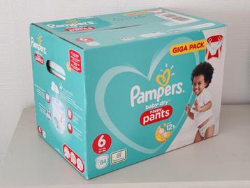Pantalons à couches Pampers taille 6 (84 pièces)